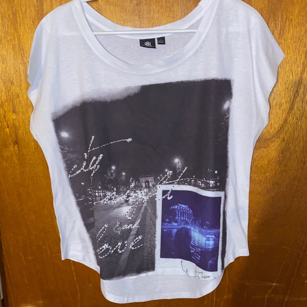 Rock & Republic White Graphic Short Sleeve Tee